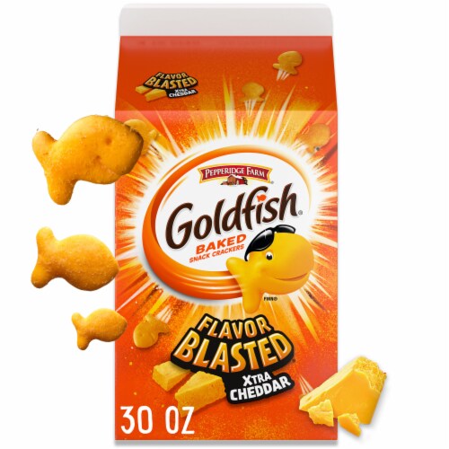 Goldfish Flavor Blasted Xtra Cheddar Cheese Crackers 30 oz Carton