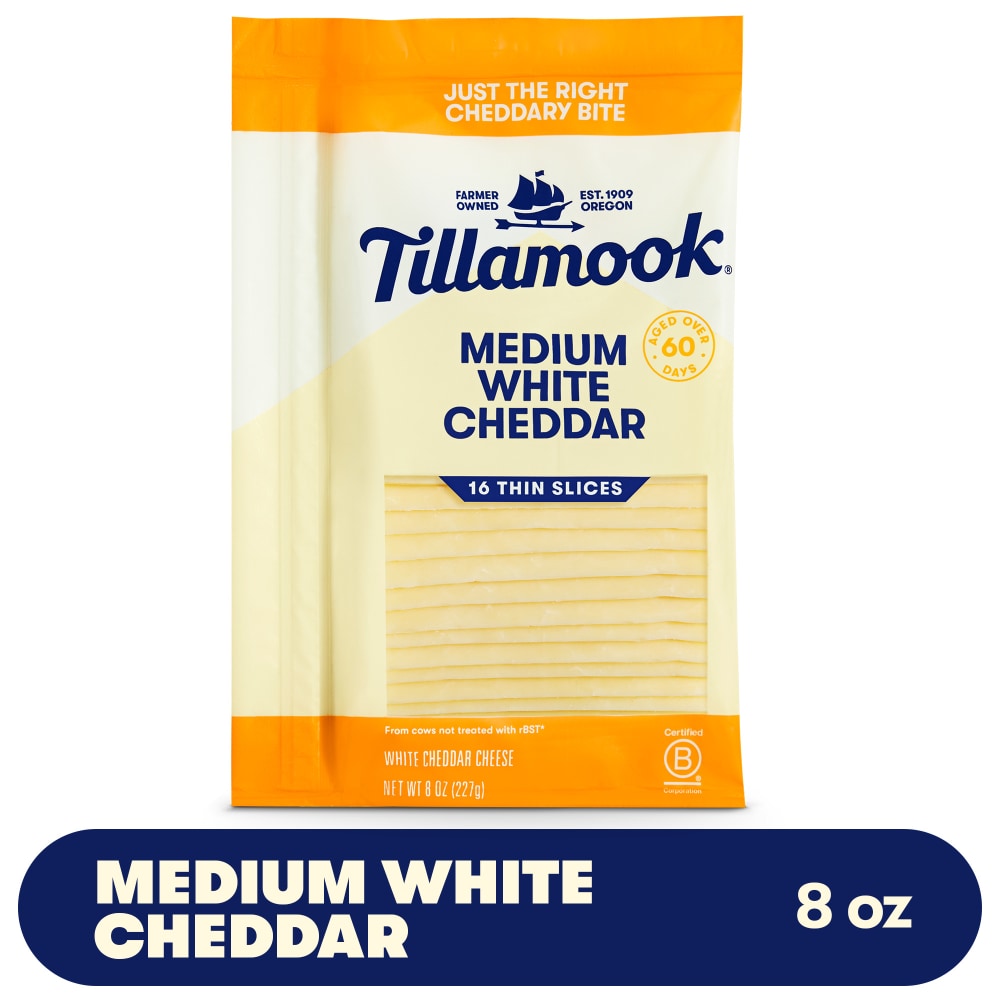 Tillamook® Medium White Cheddar Sliced Cheese Farmstyle